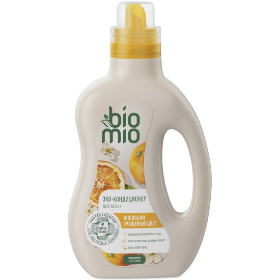 Кондиционер-ополаскиватель для белья BIOMIO BIO-SOFT АПЕЛЬСИН - ГРУШЕВЫЙ ЦВЕТ, 800 мл *1/6
