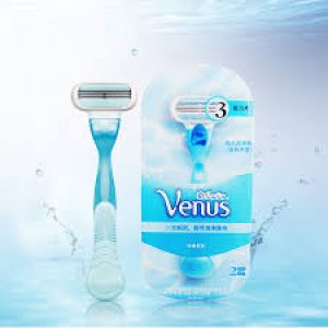 Станок бритвенный Gillette Venus + 2 смен. кассеты *12 Станок бритвенный Gillette Venus + 2 смен. кассеты *12