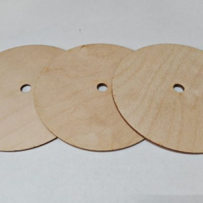 Подложка деревянная с отверстием (D 160 3 мм)